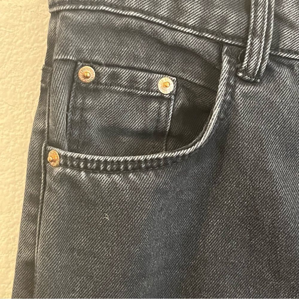 Bershka charcoal gray black straight cropped jeans distressed raw hem size 4 - Picture 7 of 12